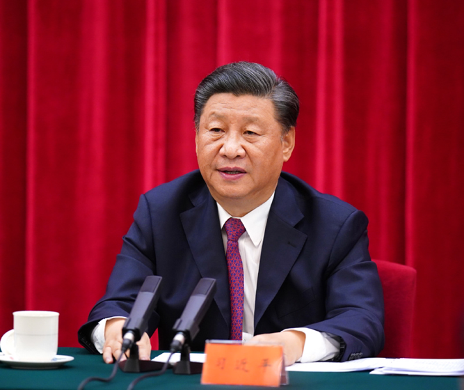 2020年9月3日下午，中共中央、國務院、中央軍委在北京人民大會堂舉行座談會，紀念中國人民抗日戰(zhàn)爭暨世界反法西斯戰(zhàn)爭勝利75周年。中共中央總書記、國家主席、中央軍委主席習近平出席座談會并發(fā)表重要講話。新華社記者 謝環(huán)馳 攝